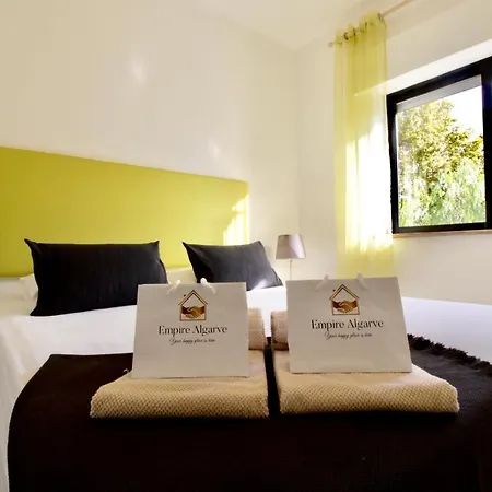 Berry - With Pool And Rooftop Apartment *