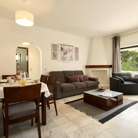 Berry - With Pool And Rooftop Apartment *